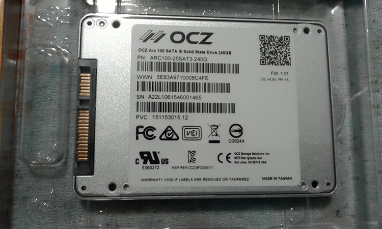 文武双全海淘的OCZ ARC 100 SATA3 240G的固态硬盘实拍照片